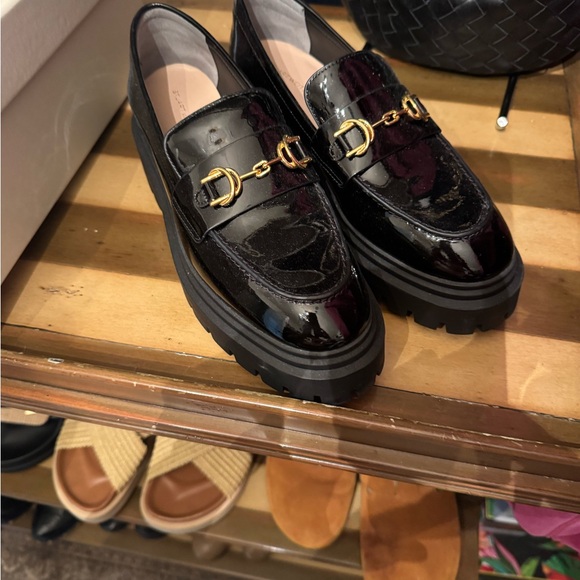 Stuart Weitzman Black Patent Loafers with Gold Detail size 7.5 - Picture 3 of 7